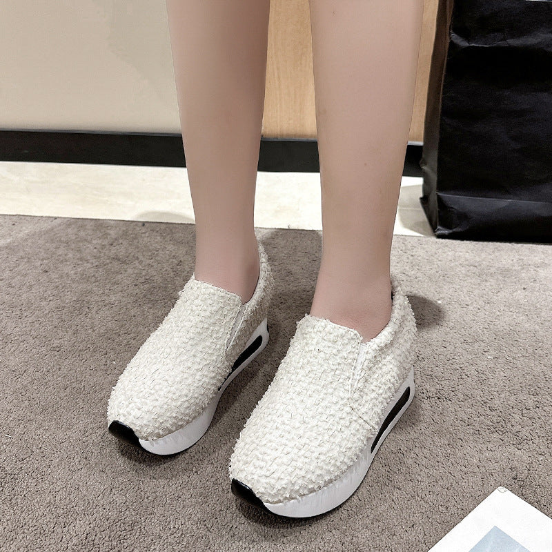 Graceful Orthopedic Shoes for Modern Look