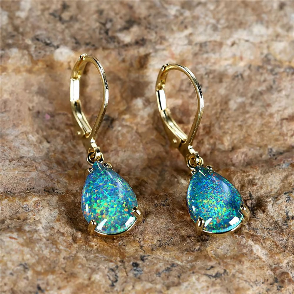 Stunning Gold Earring for Daily Wear