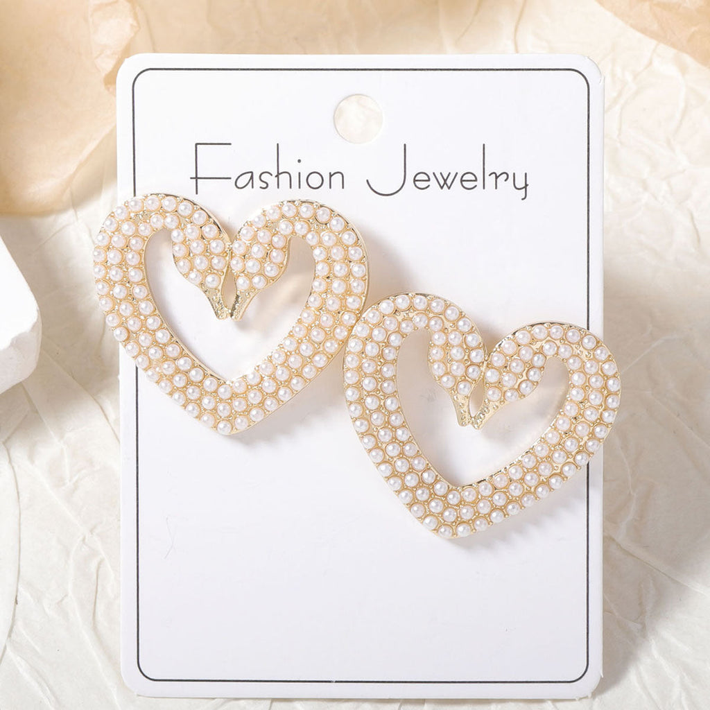 Romantic Pearl Earring for Special Moments