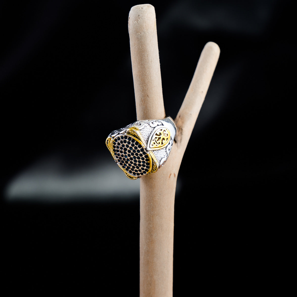 Elegant Ring for Every Occasion