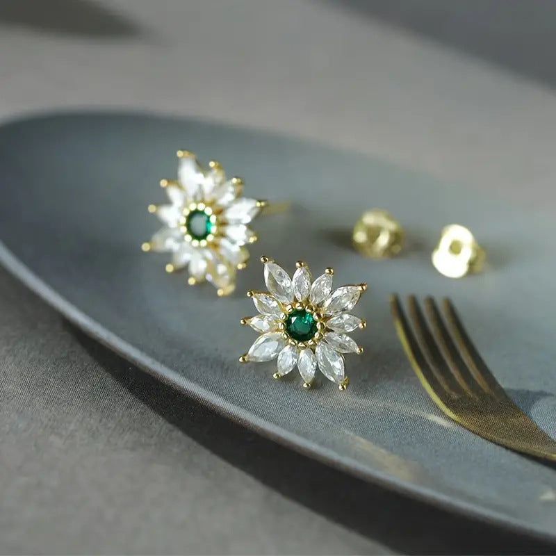 Charming Earring for Any Occasion