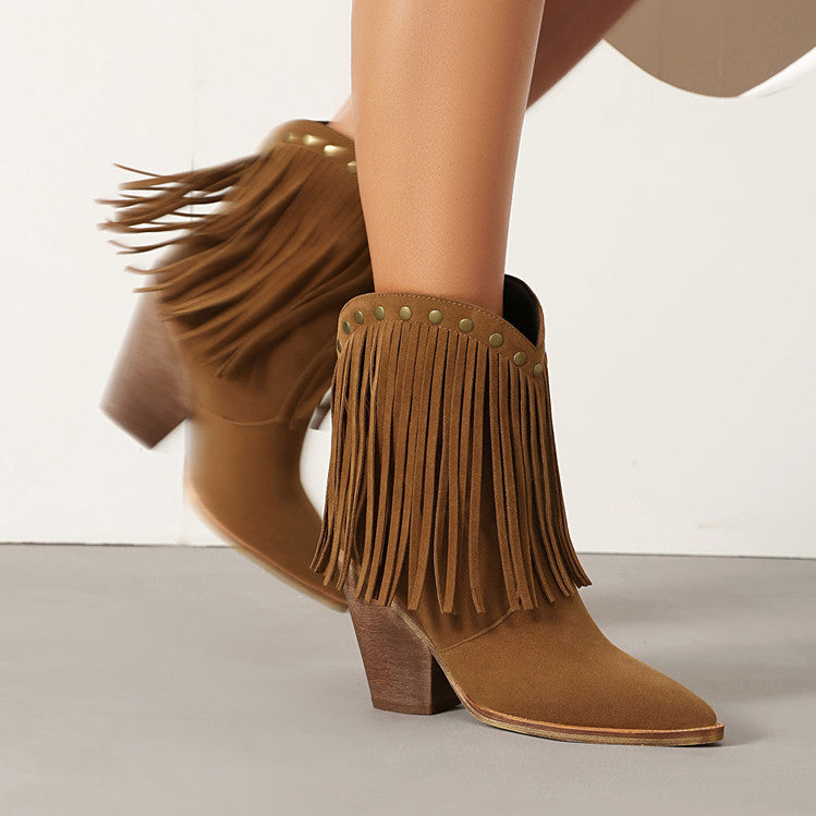 Graceful Orthopedic Boots for Modern Look
