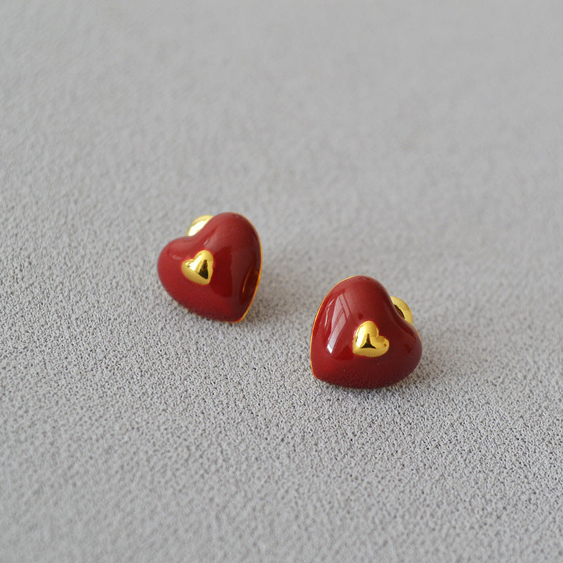 Charming Gold Earring for Any Occasion