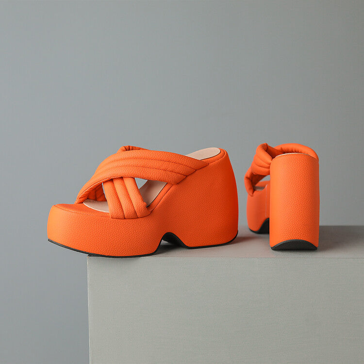Chic Orthopedic Sandals with Unique Design