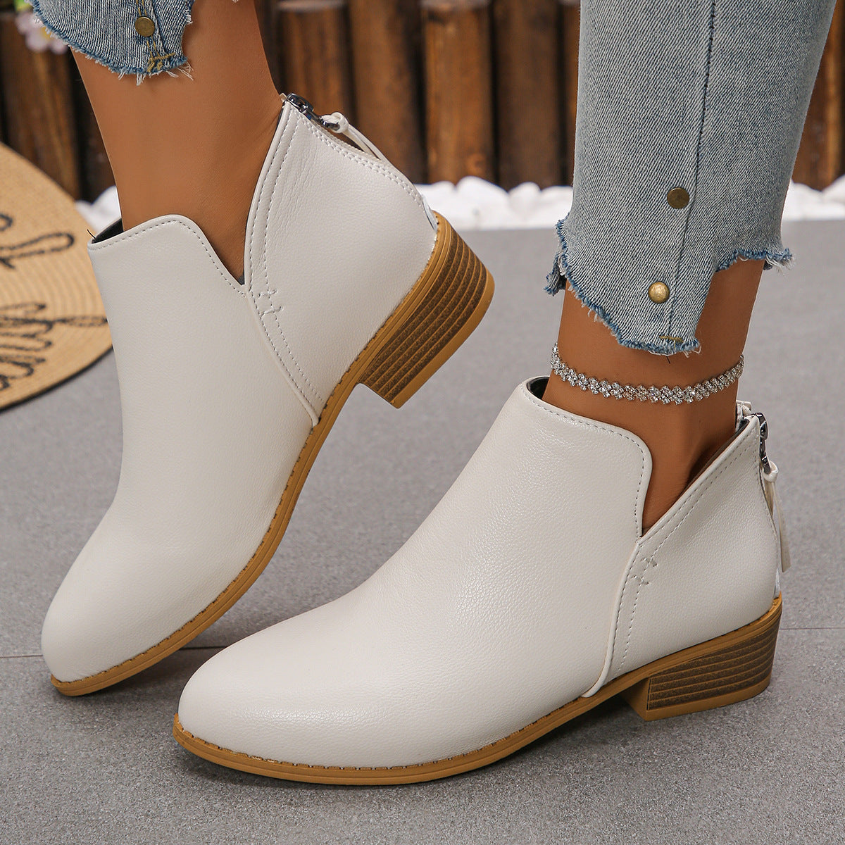 Graceful Orthopedic Boots for Modern Look