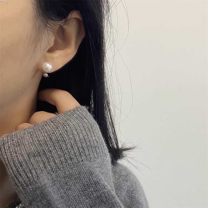 Stunning Pearl Earring for Daily Wear