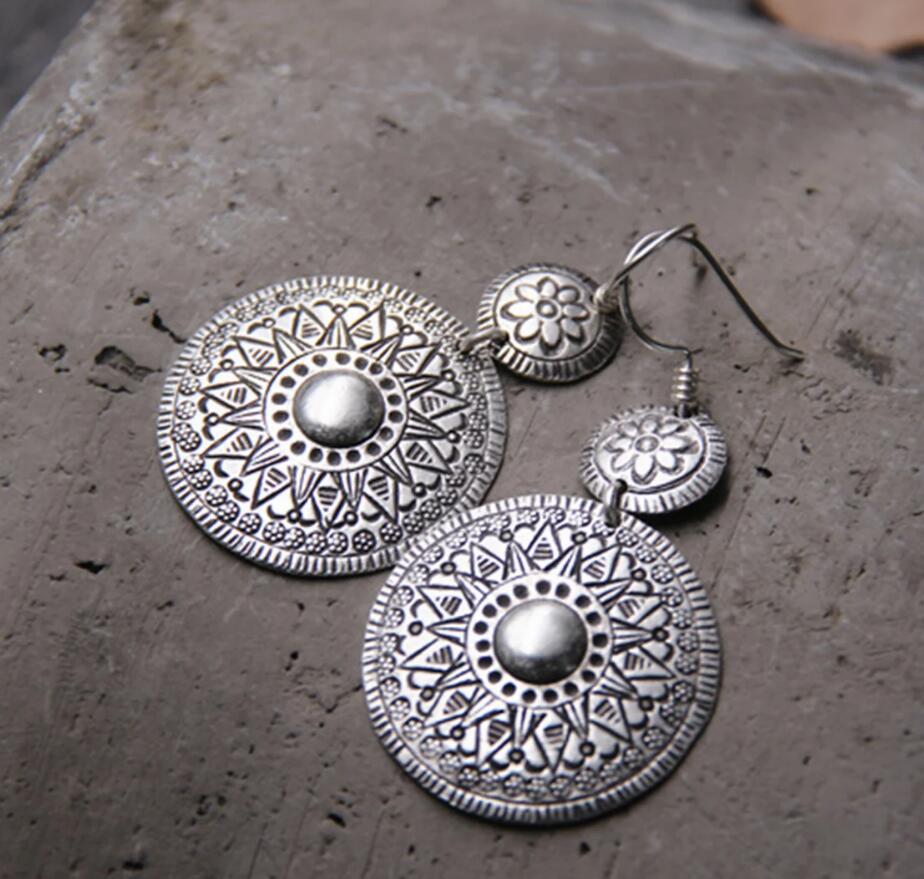 Stunning Earring for Daily Wear