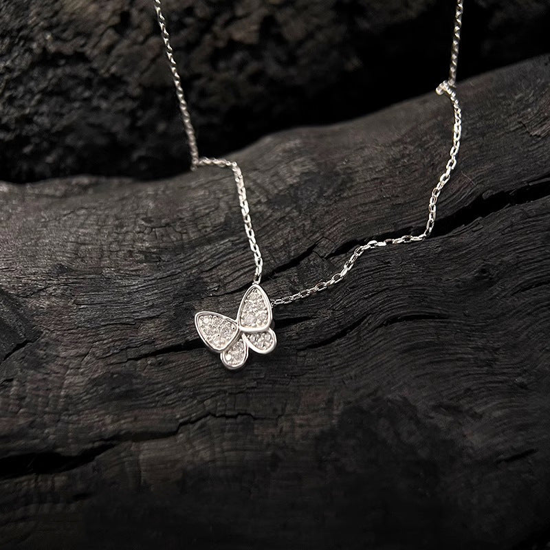 Stunning Necklace for Daily Wear