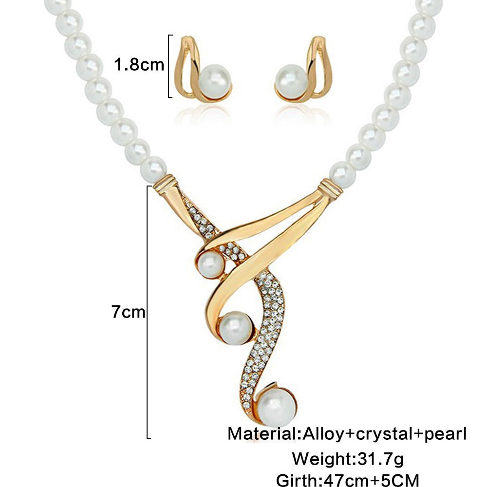 Charming Pearl Necklace for Any Occasion