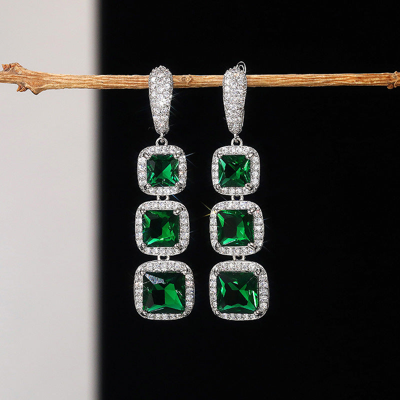 Elegant Earring for Every Occasion