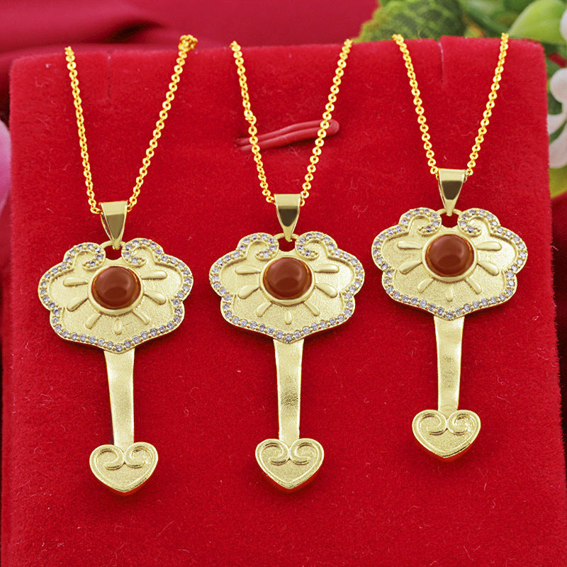 Beautiful Gold Pendant with Unique Style