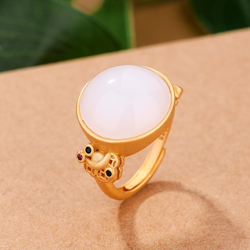 Romantic Gold Ring for Special Moments