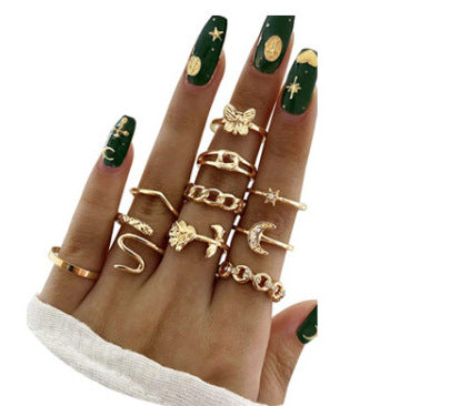 Classic Chain with Timeless Appeal