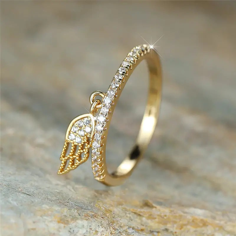 Romantic Pendant for Special Moments
