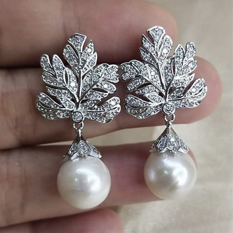 Beautiful Pearl Earring with Unique Style