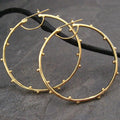 Classic Gold Ring with Timeless Appeal