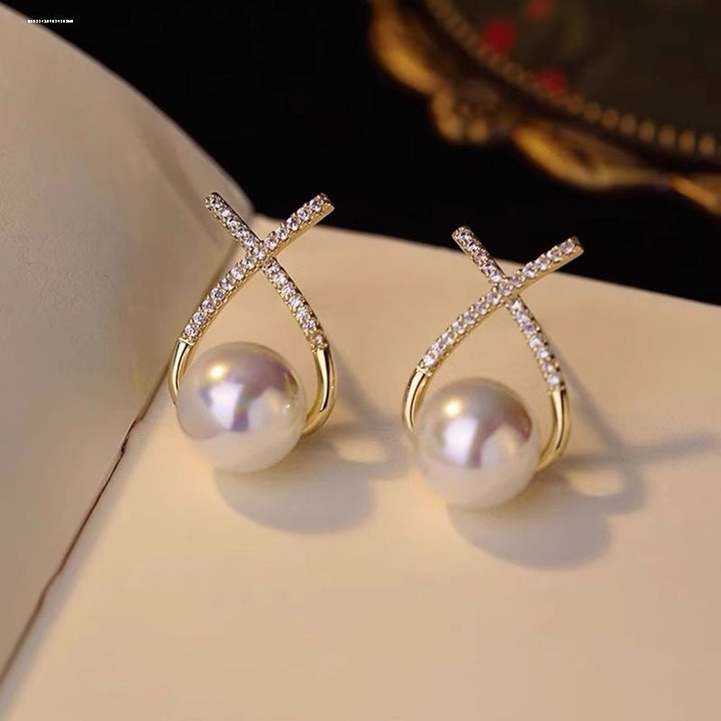 Delicate Artisan Pearl Earring