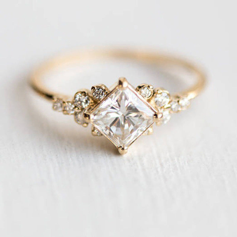 Classic Gold Ring with Timeless Appeal