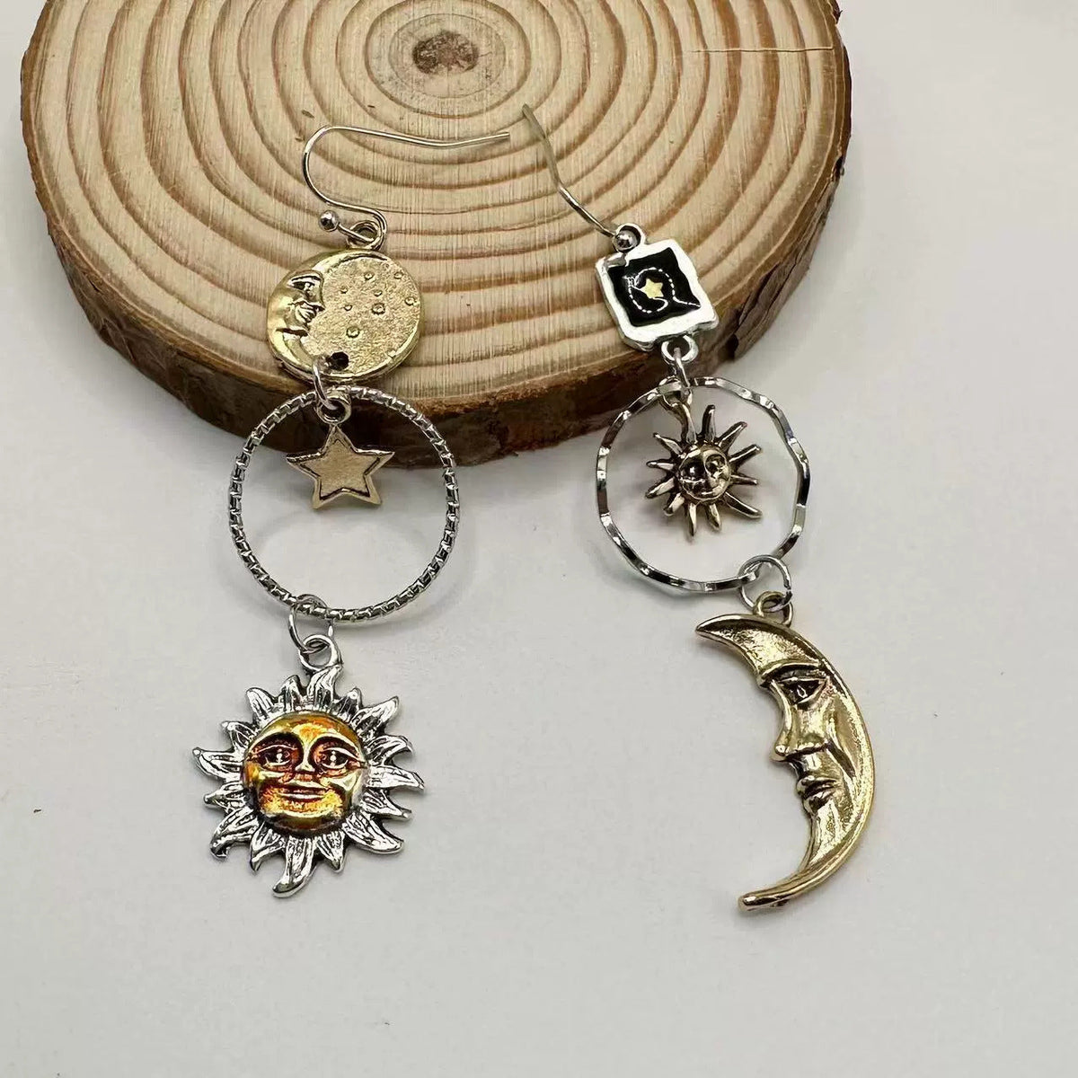 Stunning Earring for Daily Wear