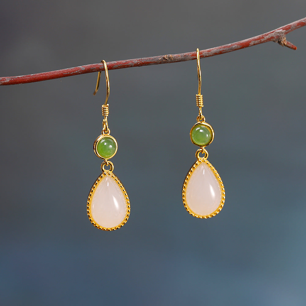 Beautiful Gold Earring with Unique Style