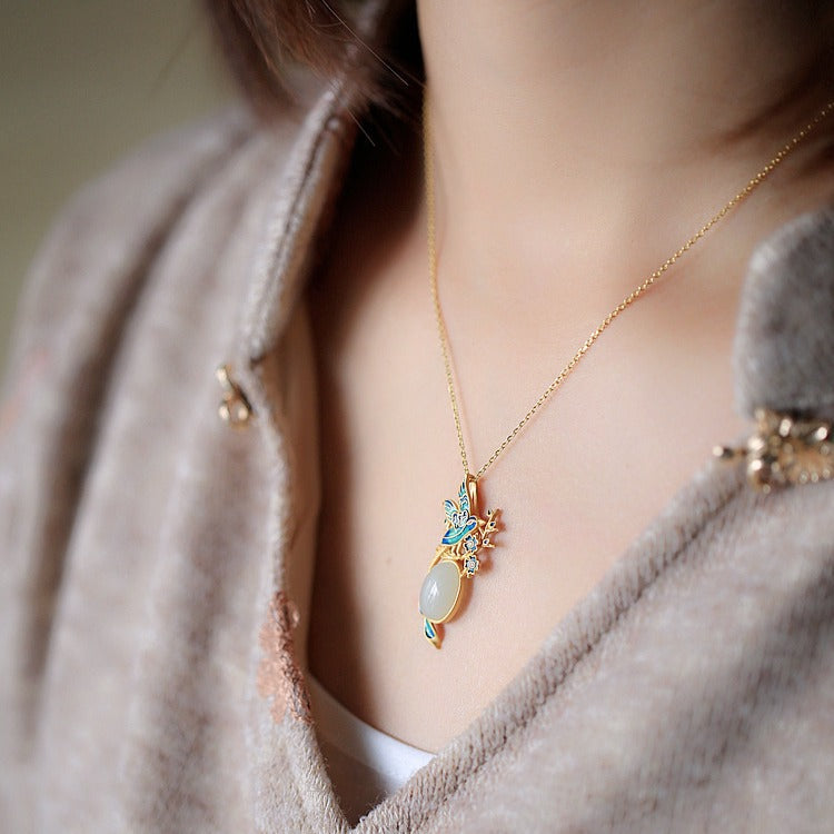 Romantic Gold Necklace for Special Moments