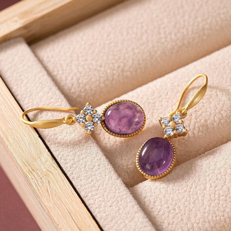 Elegant Gold Earring for Every Occasion