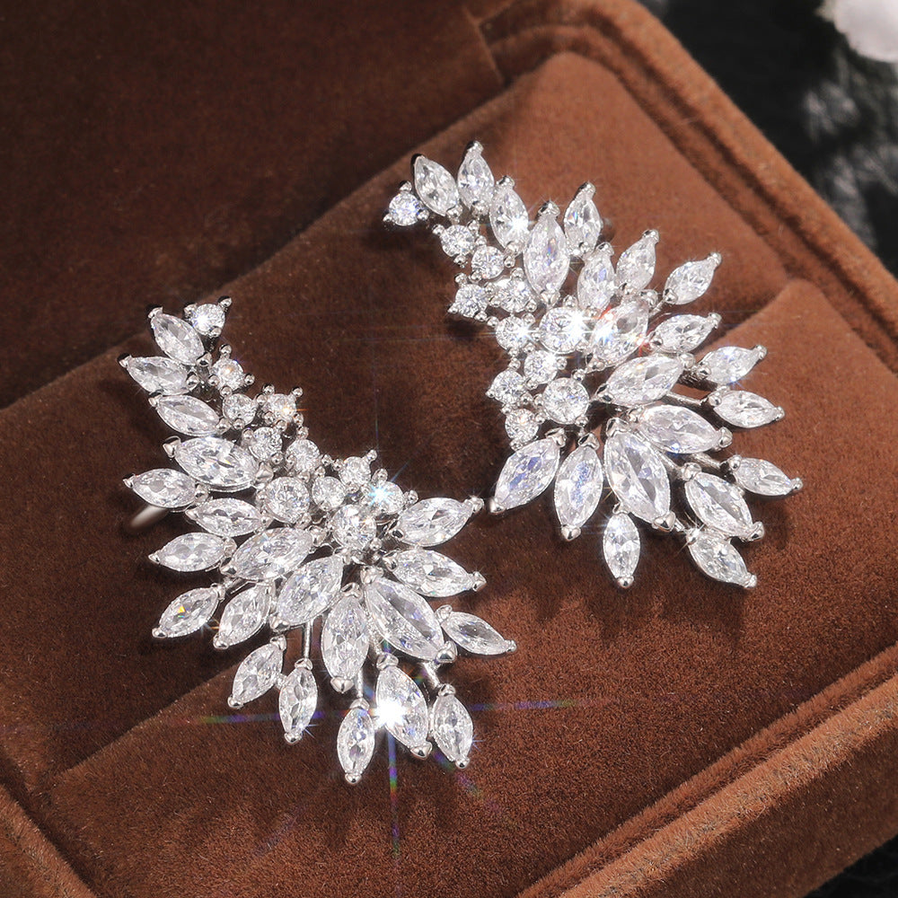 Beautiful Set with Unique Style