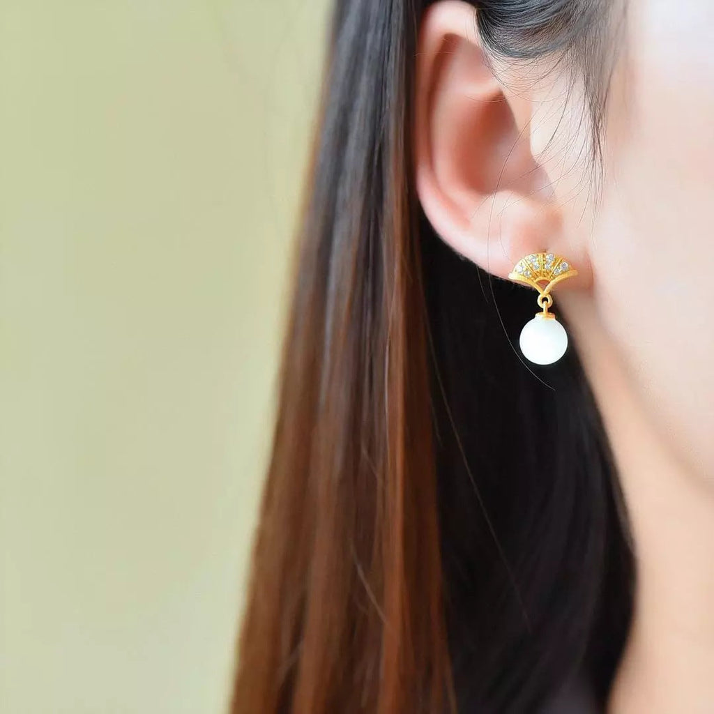 Beautiful Silver Earring with Unique Style