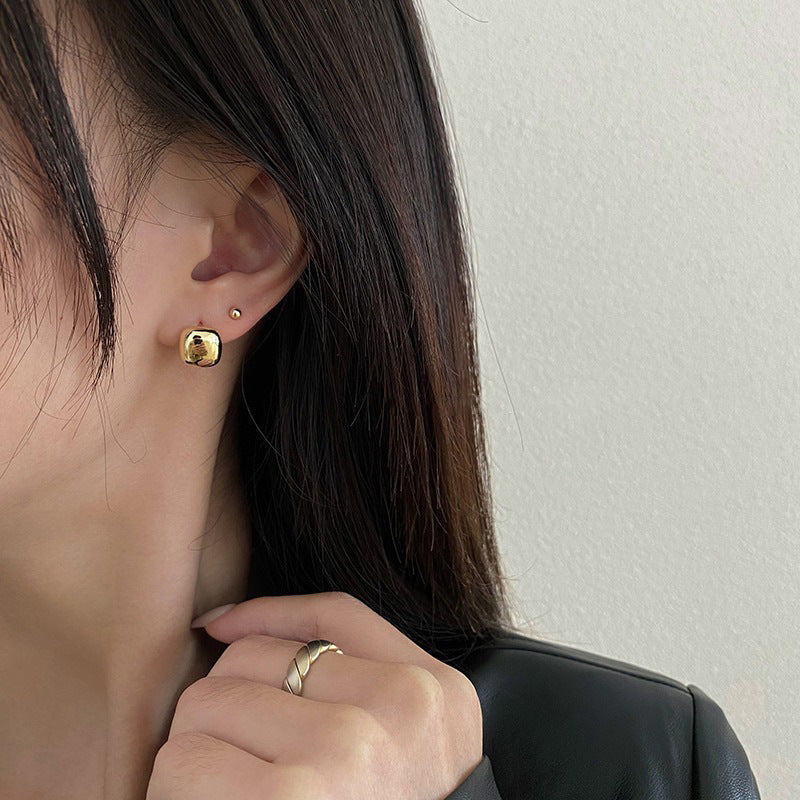 Classic Earring with Timeless Appeal