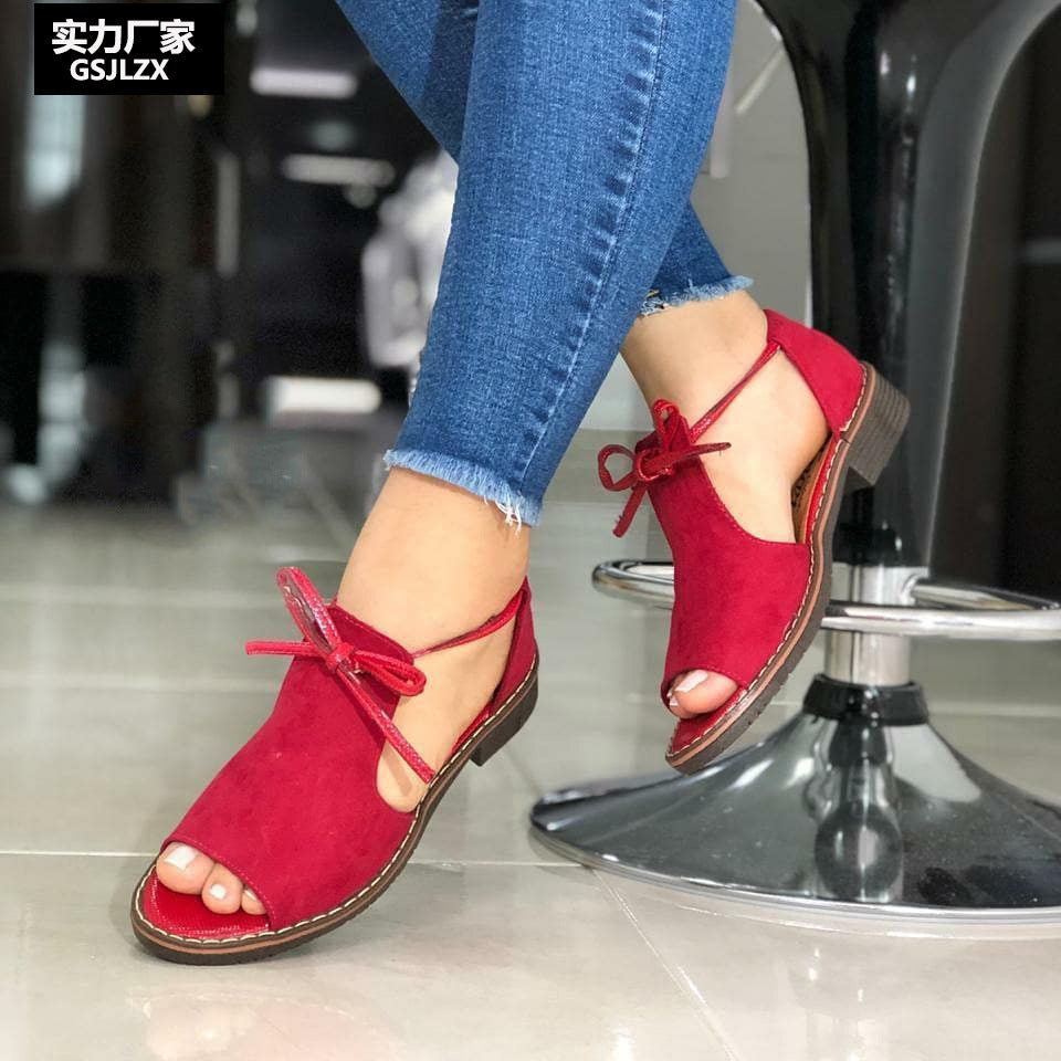 Chic Orthopedic Sandals with Unique Design