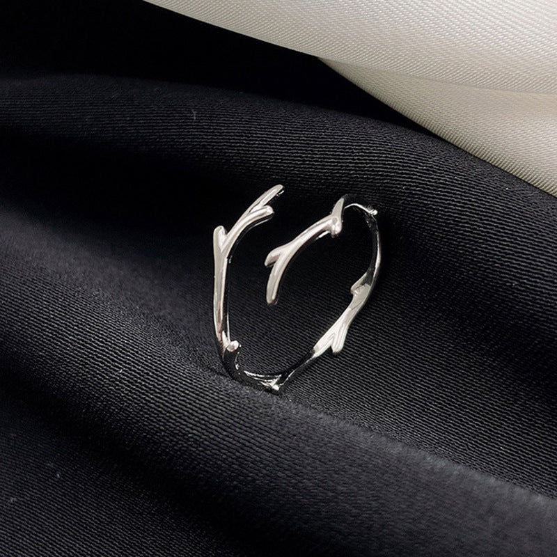 Charming Ring for Any Occasion
