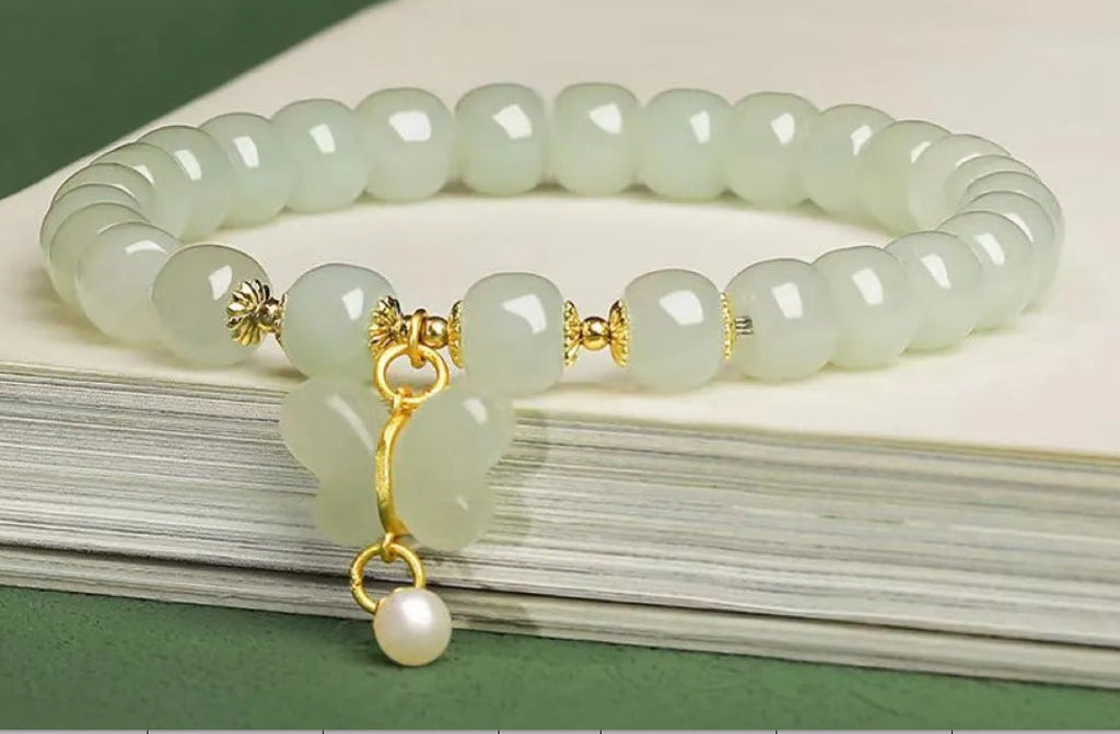 Romantic Pearl Bracelet for Special Moments