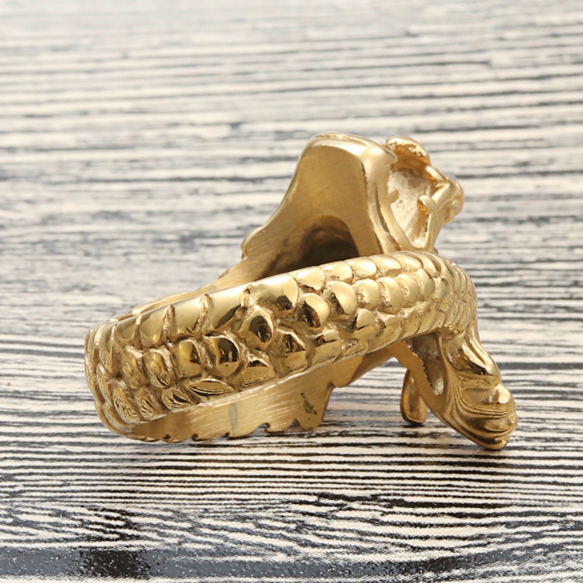 Elegant Ring for Every Occasion