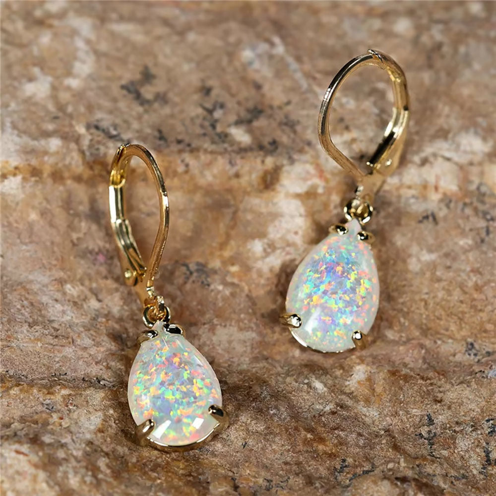 Stunning Gold Earring for Daily Wear