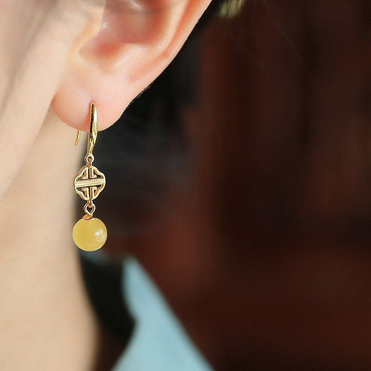 Beautiful Gold Earring with Unique Style