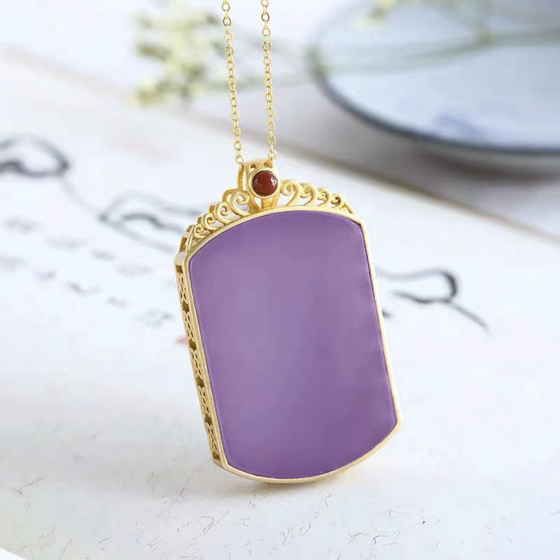 Charming Chain for Any Occasion