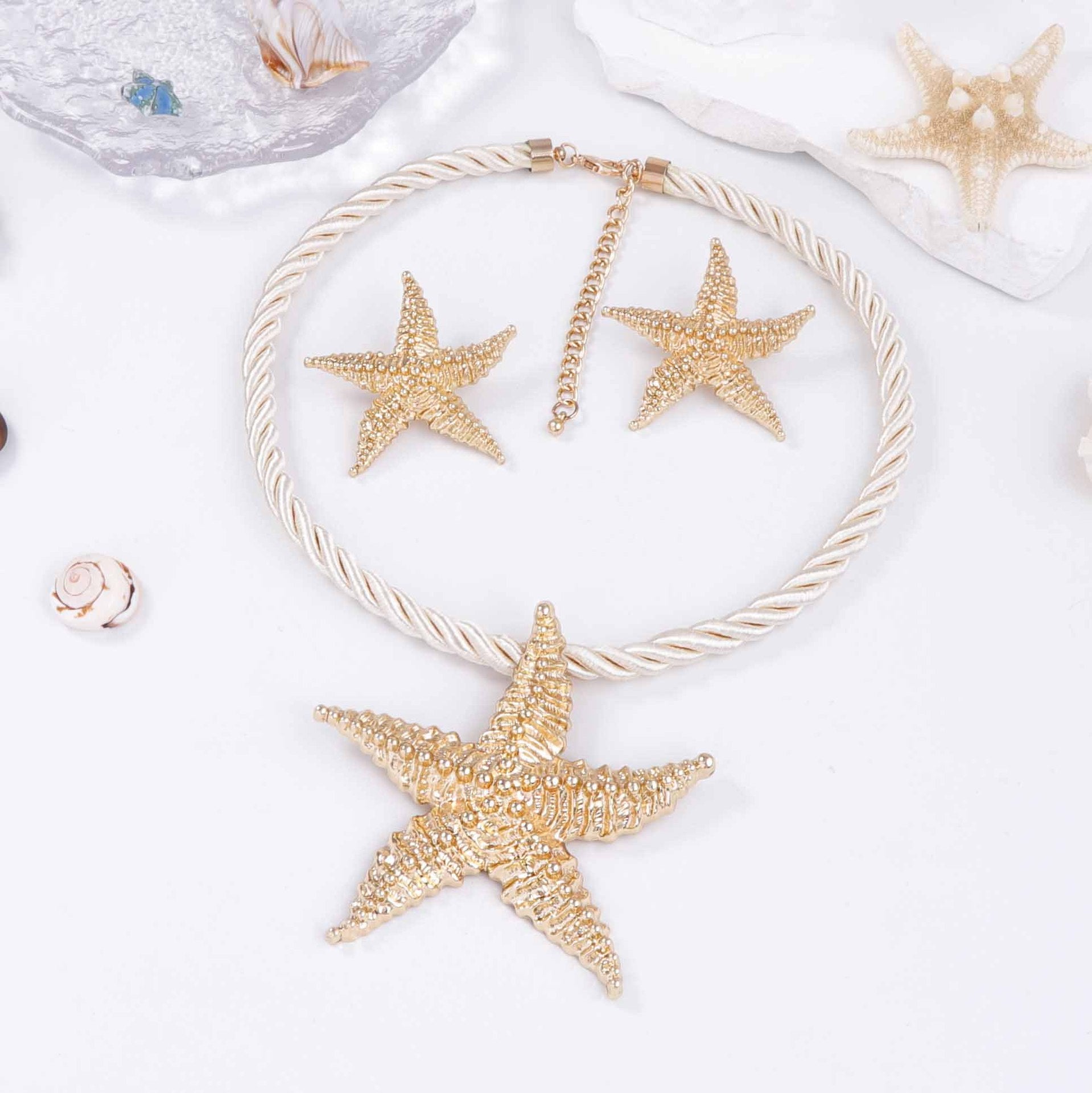 Classic Necklace with Timeless Appeal