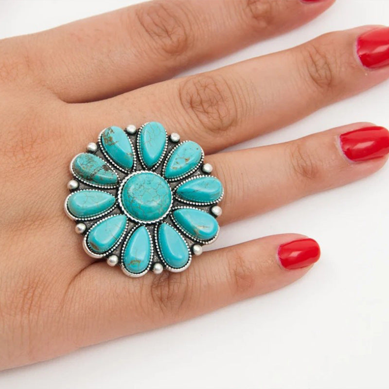 Classic Ring with Timeless Appeal
