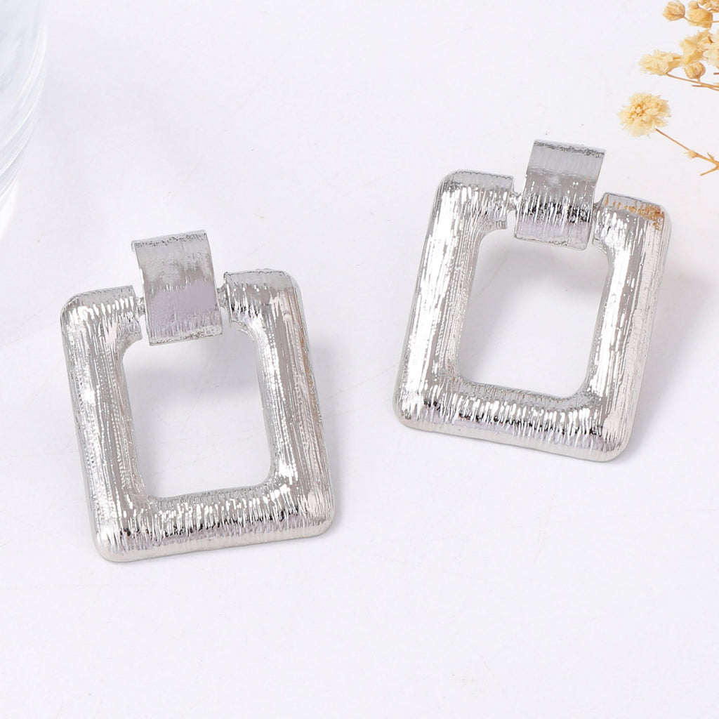 Elegant Piece for Every Occasion