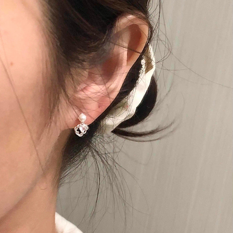 Stunning Pearl Earring for Daily Wear