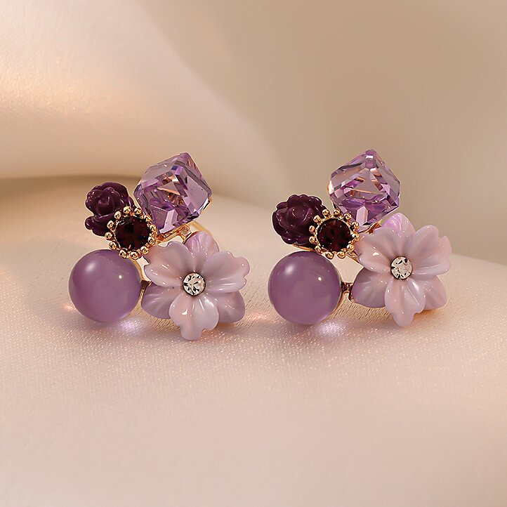 Beautiful Earring with Unique Style