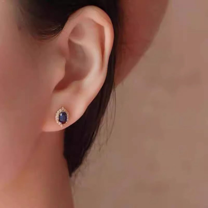 Classic Earring with Timeless Appeal