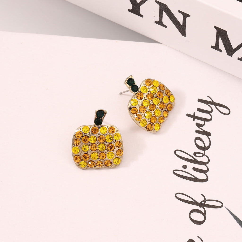 Charming Earring for Any Occasion