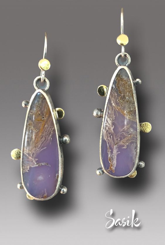 Beautiful Earring with Unique Style