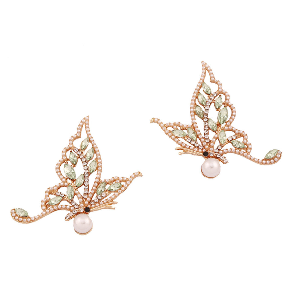 Charming Pearl Earring for Any Occasion