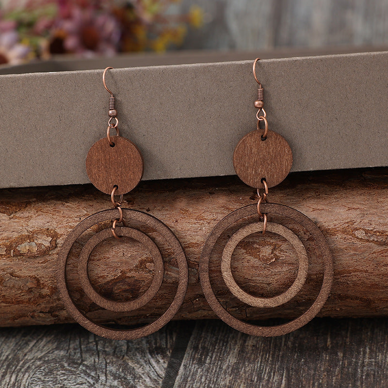 Charming Earring for Any Occasion