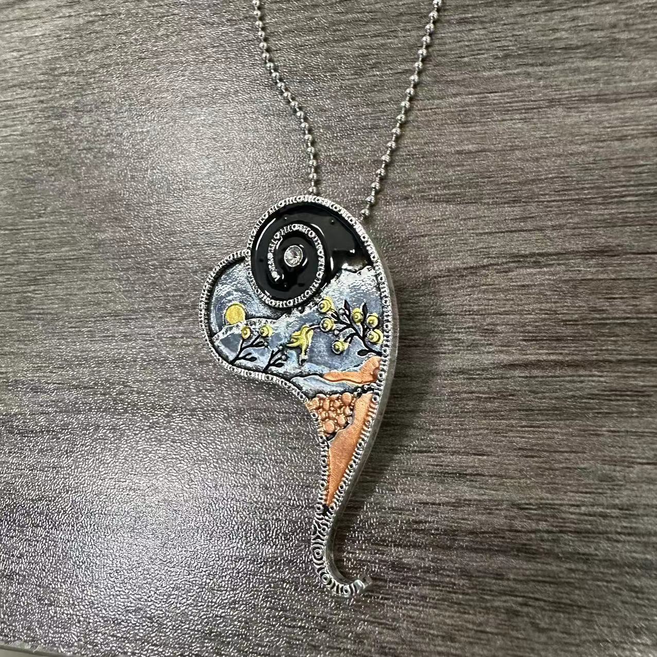 Stunning Necklace for Daily Wear