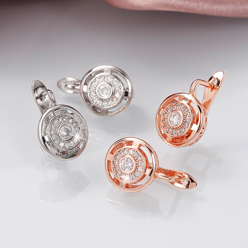 Classic Earring with Timeless Appeal