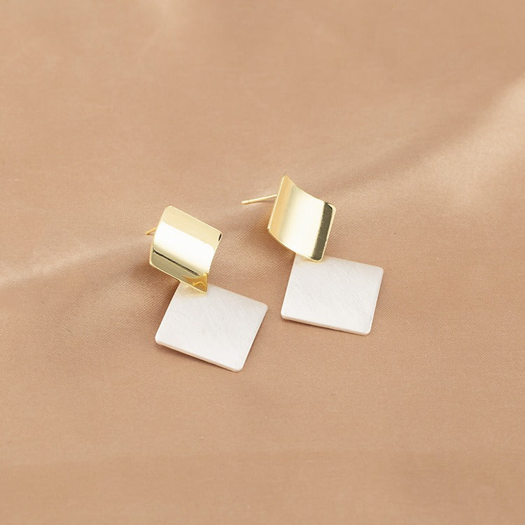 Romantic Earring for Special Moments