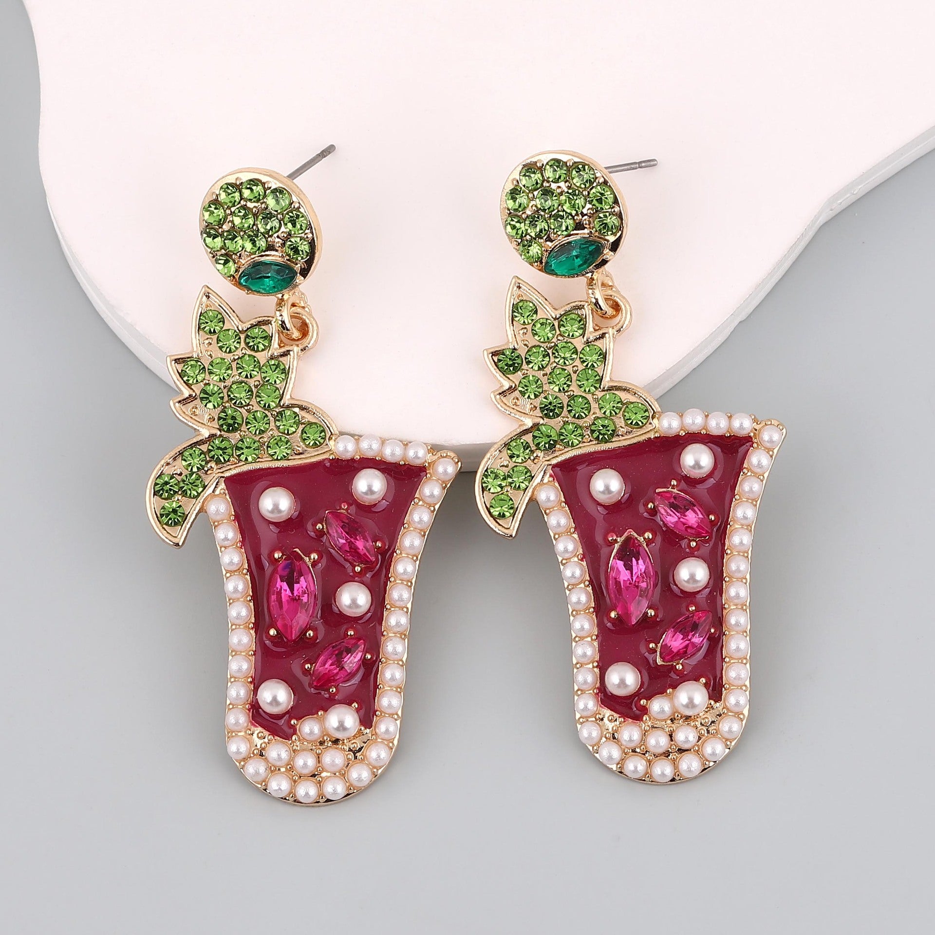 Classic Pearl Earring with Timeless Appeal